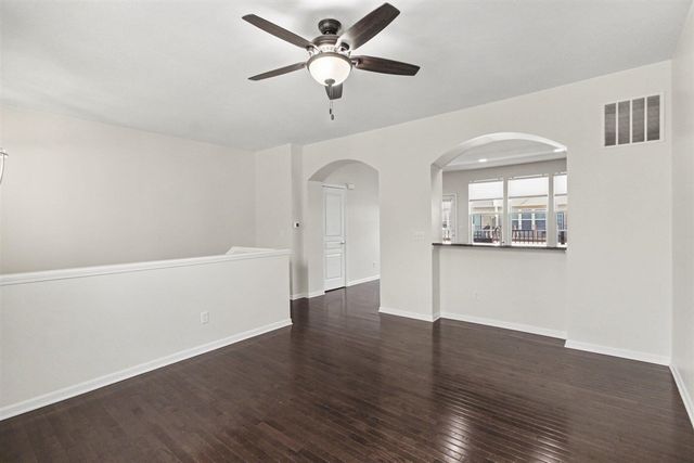 27898 Hopkins Drive, Novi, MI 48377