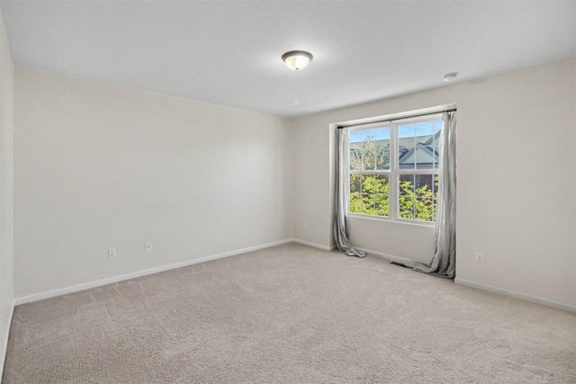 27898 Hopkins Drive, Novi, MI 48377