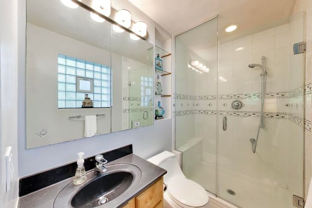 3827 White Cloud Drive, Skokie, IL 60076