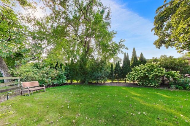 3827 White Cloud Drive, Skokie, IL 60076
