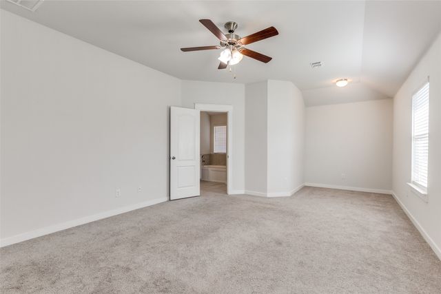 9013 Zubia Lane, Fort Worth, TX 76131