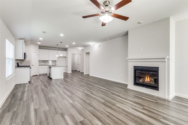 9013 Zubia Lane, Fort Worth, TX 76131