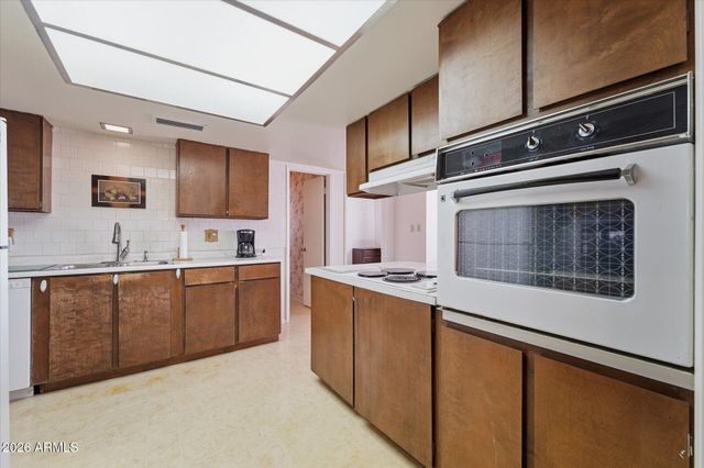 5449 W THOMAS Road, Phoenix, AZ 85031