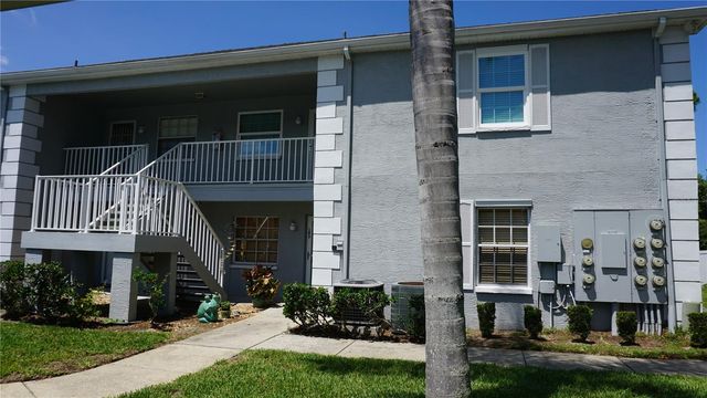 7713 HILLSIDE COURT 203, Hudson, FL 34667
