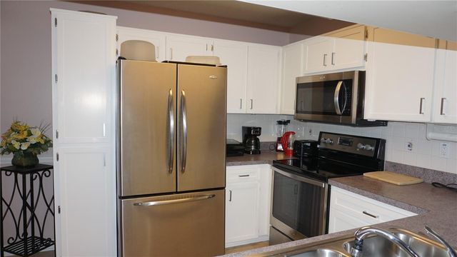 7713 HILLSIDE COURT 203, Hudson, FL 34667