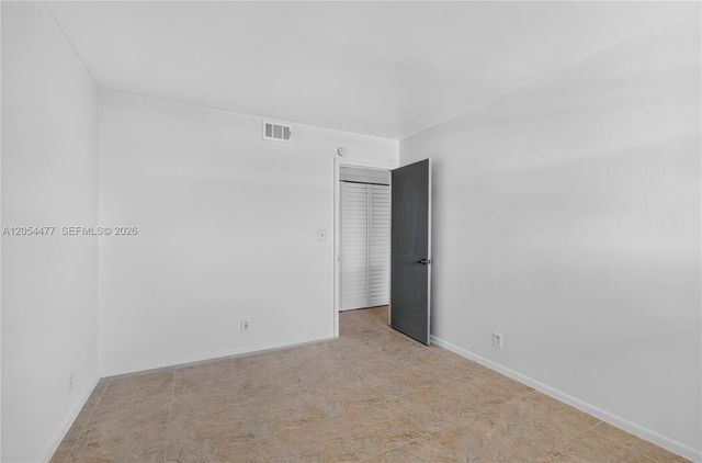 117 Lake Emerald Drive 408, Oakland Park, FL 33309