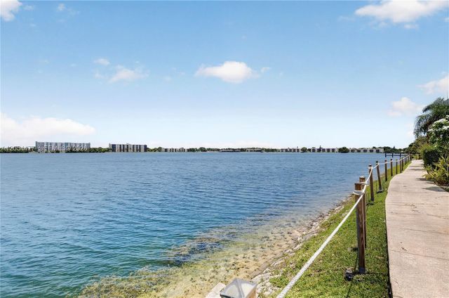117 Lake Emerald Drive 408, Oakland Park, FL 33309