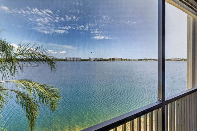 117 Lake Emerald Drive 408, Oakland Park, FL 33309