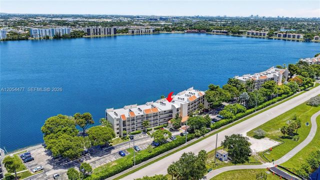 117 Lake Emerald Drive 408, Oakland Park, FL 33309