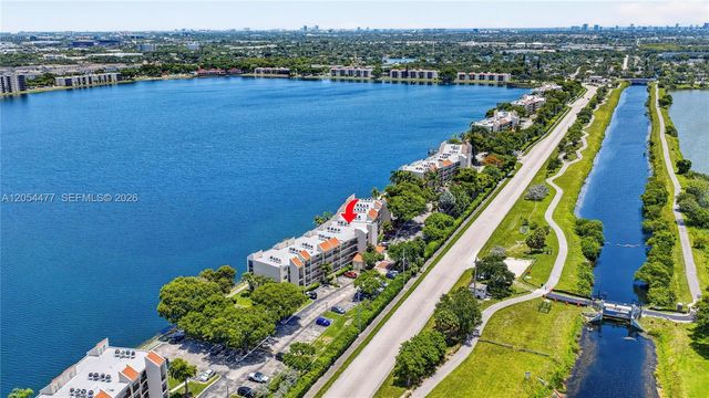 117 Lake Emerald Drive 408, Oakland Park, FL 33309