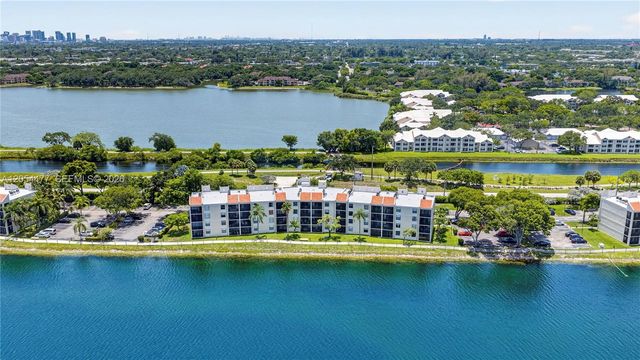 117 Lake Emerald Drive 408, Oakland Park, FL 33309