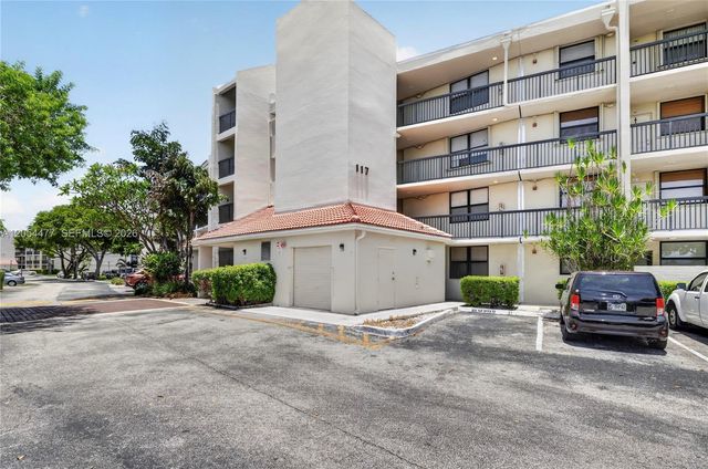 117 Lake Emerald Drive 408, Oakland Park, FL 33309
