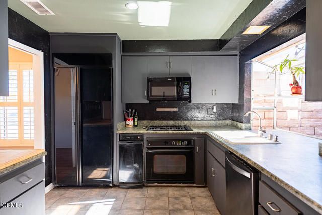 251 Asta Court, Thousand Oaks, CA 91320