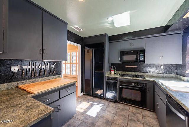 251 Asta Court, Thousand Oaks, CA 91320