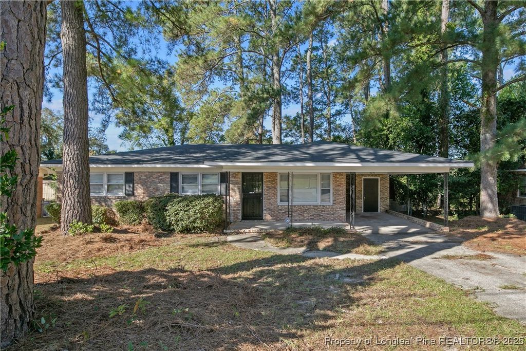 2134 Biltmore Drive, Fayetteville, NC 28304