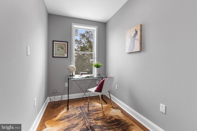 914 5TH ST NE, Washington, DC 20002