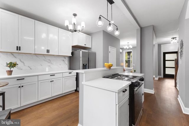 914 5TH ST NE, Washington, DC 20002