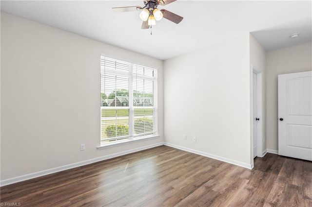 5871 Crestlawn Court, Pfafftown, NC 27040