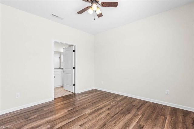 5871 Crestlawn Court, Pfafftown, NC 27040