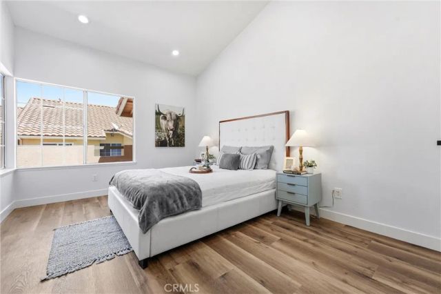 51 Abrazo Aisle 169, Irvine, CA 92614