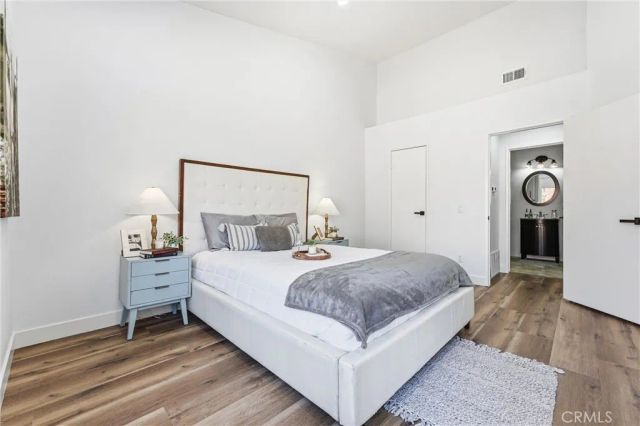 51 Abrazo Aisle 169, Irvine, CA 92614