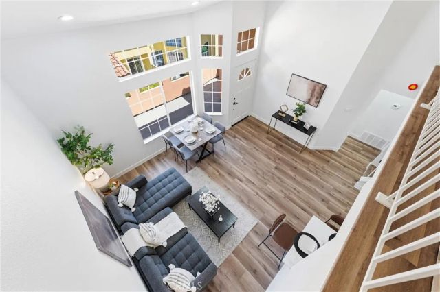51 Abrazo Aisle 169, Irvine, CA 92614