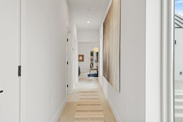 2 Shilo CIR, Wimberley, TX 78676