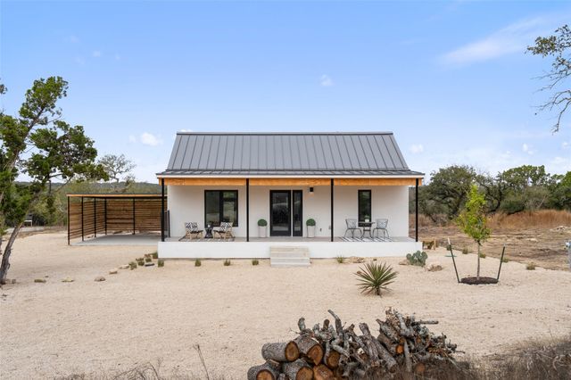 2 Shilo CIR, Wimberley, TX 78676