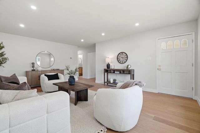 1237 Castlemont Avenue, San Jose, CA 95128