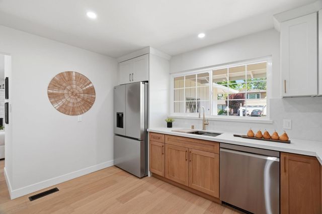 1237 Castlemont Avenue, San Jose, CA 95128