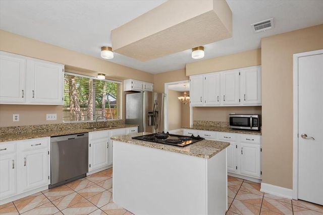 3707 Clear Falls Drive, Houston, TX 77339