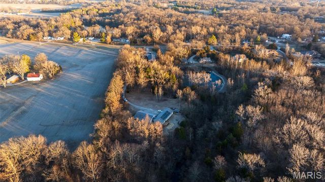 3709 State Route 15, Freeburg, IL 62243