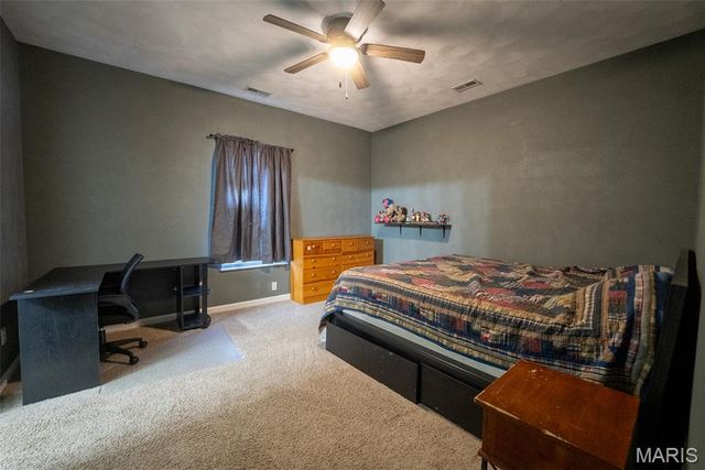 3709 State Route 15, Freeburg, IL 62243