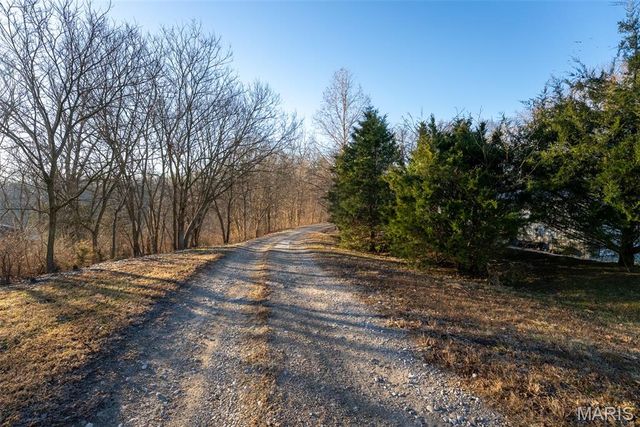 3709 State Route 15, Freeburg, IL 62243