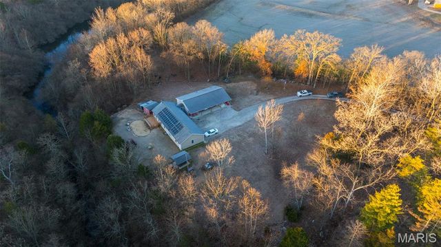 3709 State Route 15, Freeburg, IL 62243