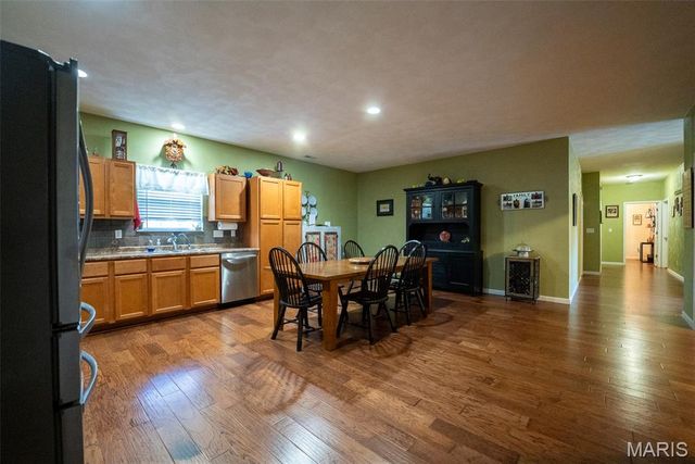 3709 State Route 15, Freeburg, IL 62243