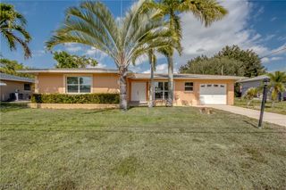4156 Country Club BLVD SE, Cape Coral, FL 33904