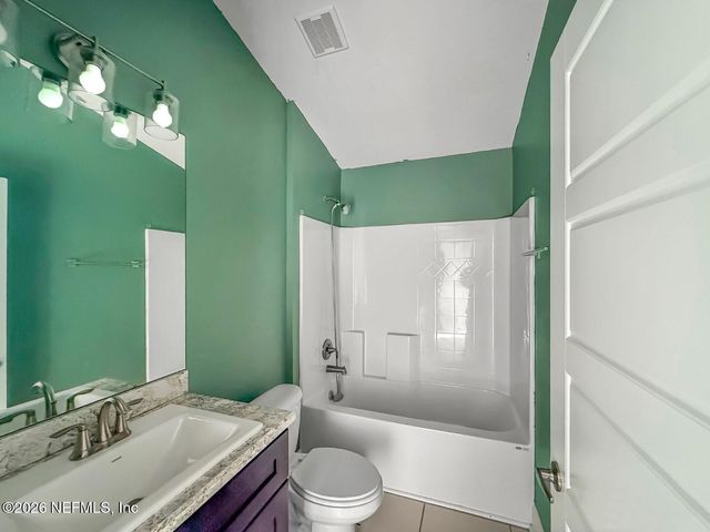 100 RIVERTOWN Road, Palm Coast, FL 32137