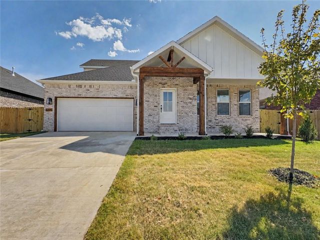 6805 SW Basswood Avenue, Bentonville, AR 72713