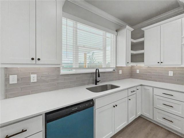6805 SW Basswood Avenue, Bentonville, AR 72713