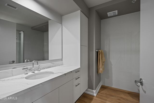 7117 E RANCHO VISTA Drive 3006, Scottsdale, AZ 85251