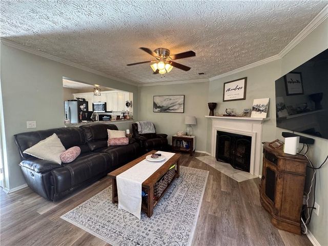 2104 Queen Anne Court, Sandy Springs, GA 30350