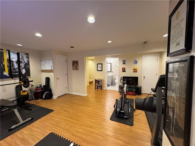 2104 Queen Anne Court, Sandy Springs, GA 30350