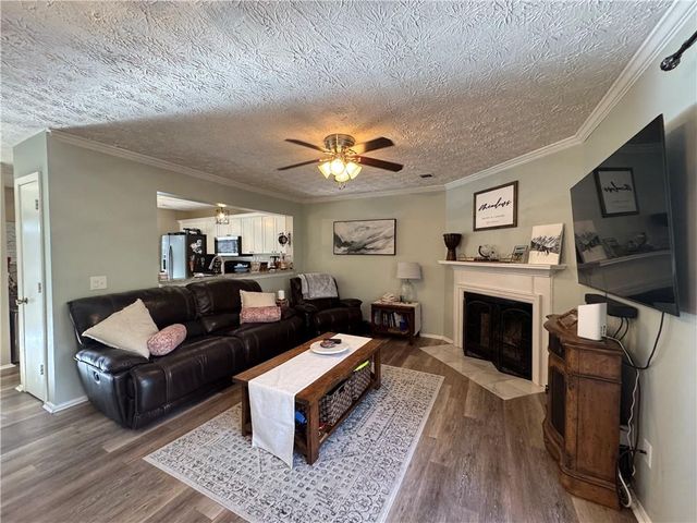 2104 Queen Anne Court, Sandy Springs, GA 30350