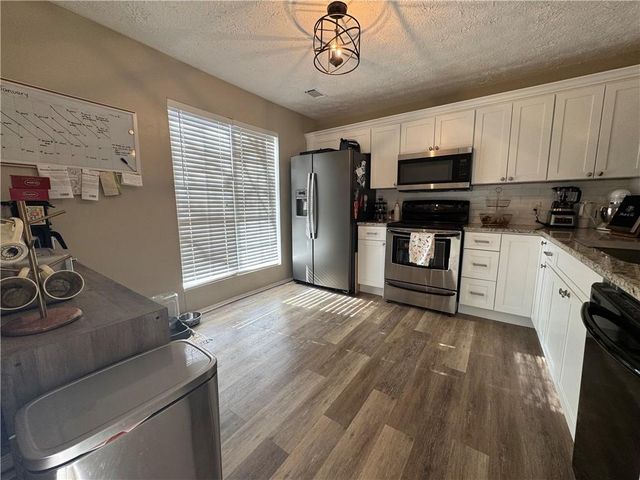 2104 Queen Anne Court, Sandy Springs, GA 30350