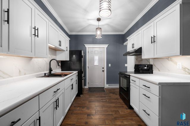 304 E 3rd St Street, Egan, SD 57024