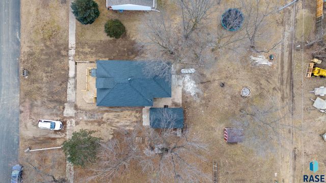 304 E 3rd St Street, Egan, SD 57024