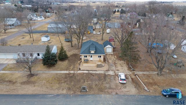 304 E 3rd St Street, Egan, SD 57024