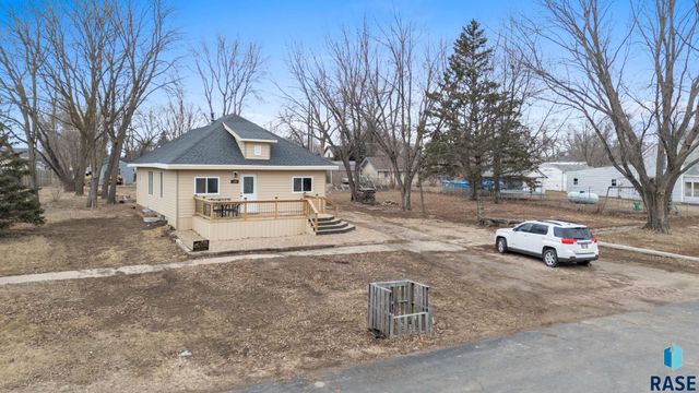 304 E 3rd St Street, Egan, SD 57024