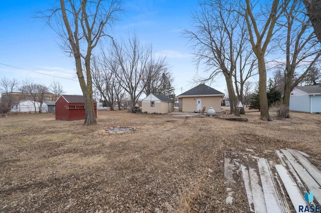 304 E 3rd St Street, Egan, SD 57024